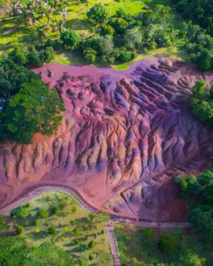 ESCURSIONE ALLE TERRE DEI SETTE COLORI CON AUTO PRIVATA